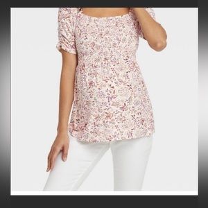 Nwt Ingrid and Isabel Smocked Maternity Top